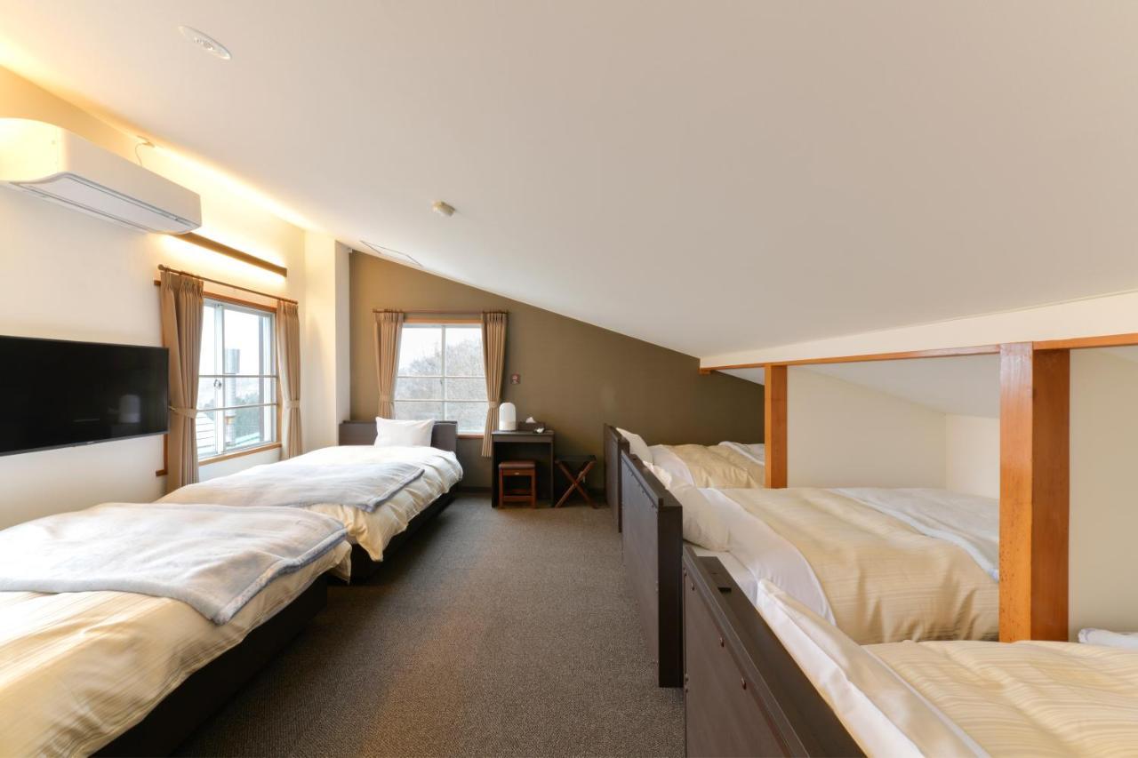 G-Square Bed & Breakfast Ямагата Екстериор снимка